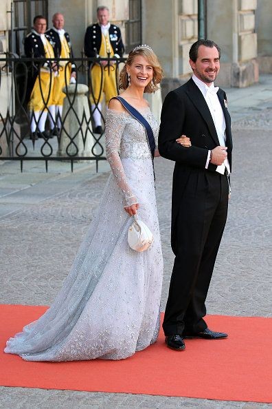 結婚相手は王子 一般人として生活していた世界のプリンセス