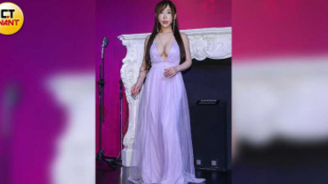 初代黑澀會美眉性感秀34G奶 星野優泰國野外上空拍寫真