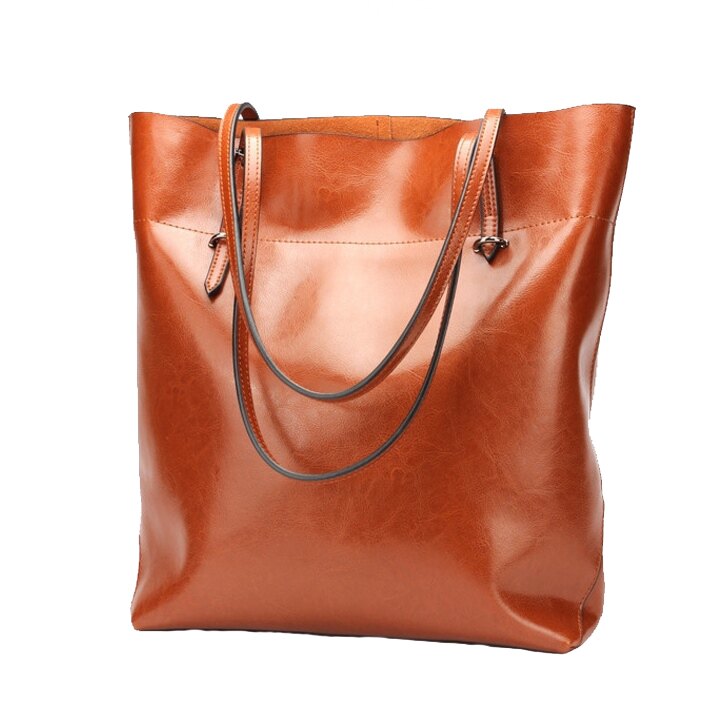 全館提供近千款真皮皮件，款式齊全，超取199免運費