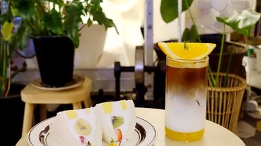 【韓國首爾美食】330乙支路3街站文化社분카샤 韓國首爾IG打卡風咖啡廳.招牌水果三明治好好吃