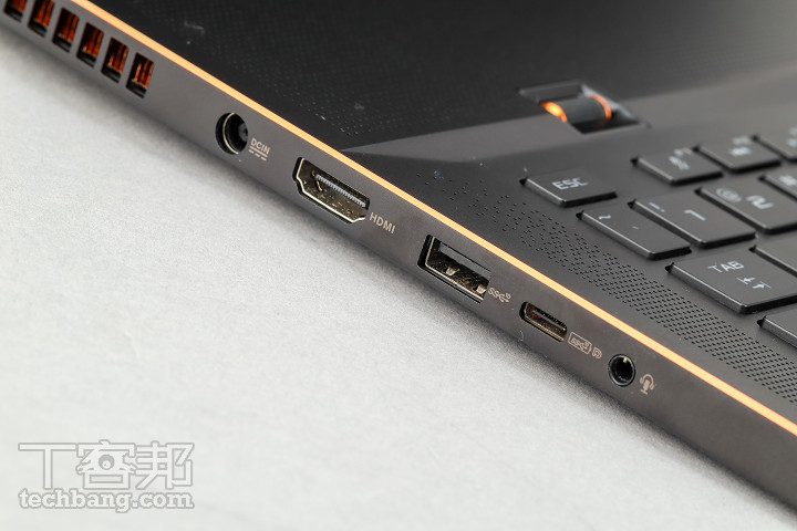 17.3 吋 RTX 版西風之神到底有多強？ROG ZEPHYRUS S（GX701GX）開箱動手玩！