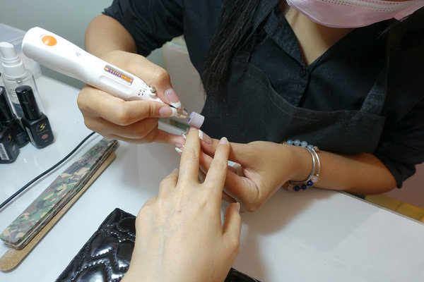 台北車站美甲推薦-Free Art Nail自由藝術美甲，北車平價專業凝膠美甲，日式凝膠美甲499起，手足保養及手部、足部凝膠美甲