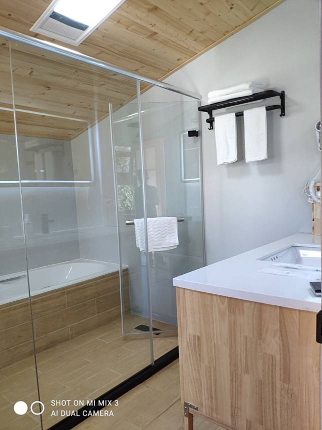 ▲乾濕分離的浴室（圖/ 迎曦閣）