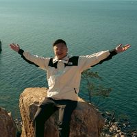 航向世界小何