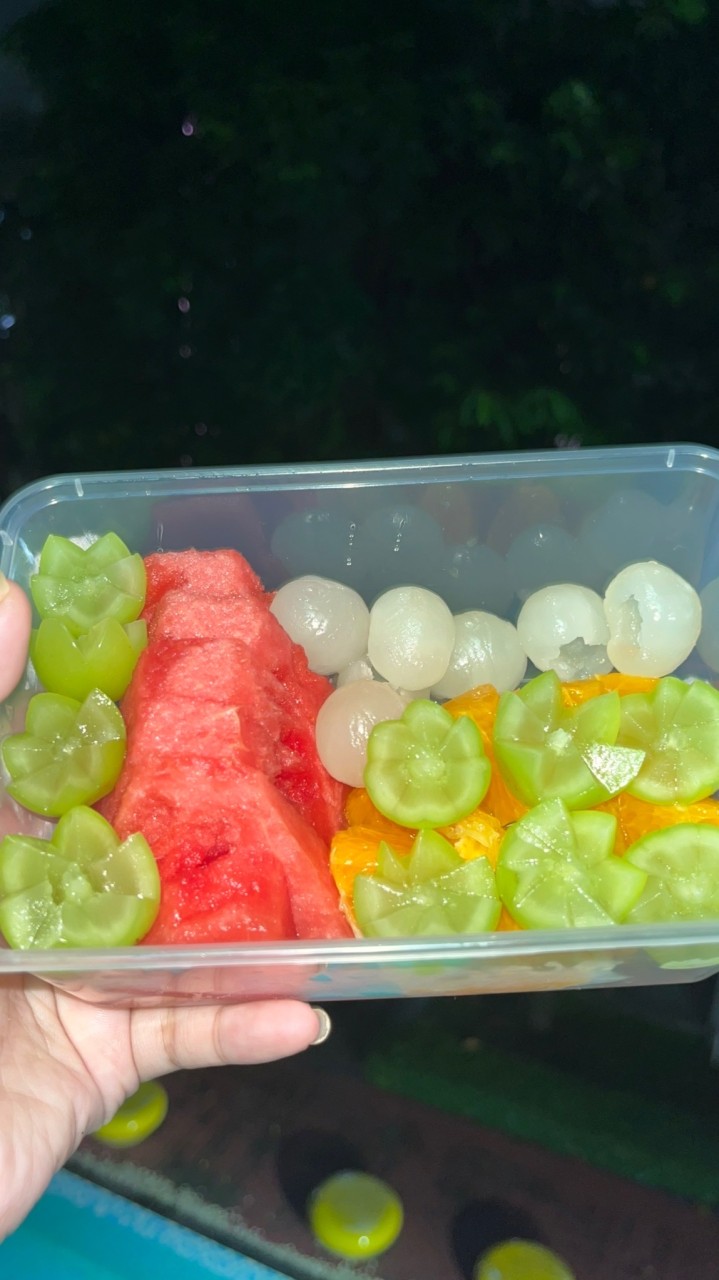 ผลไม้ปอกพร้อมทาน fruitfreshdaydream