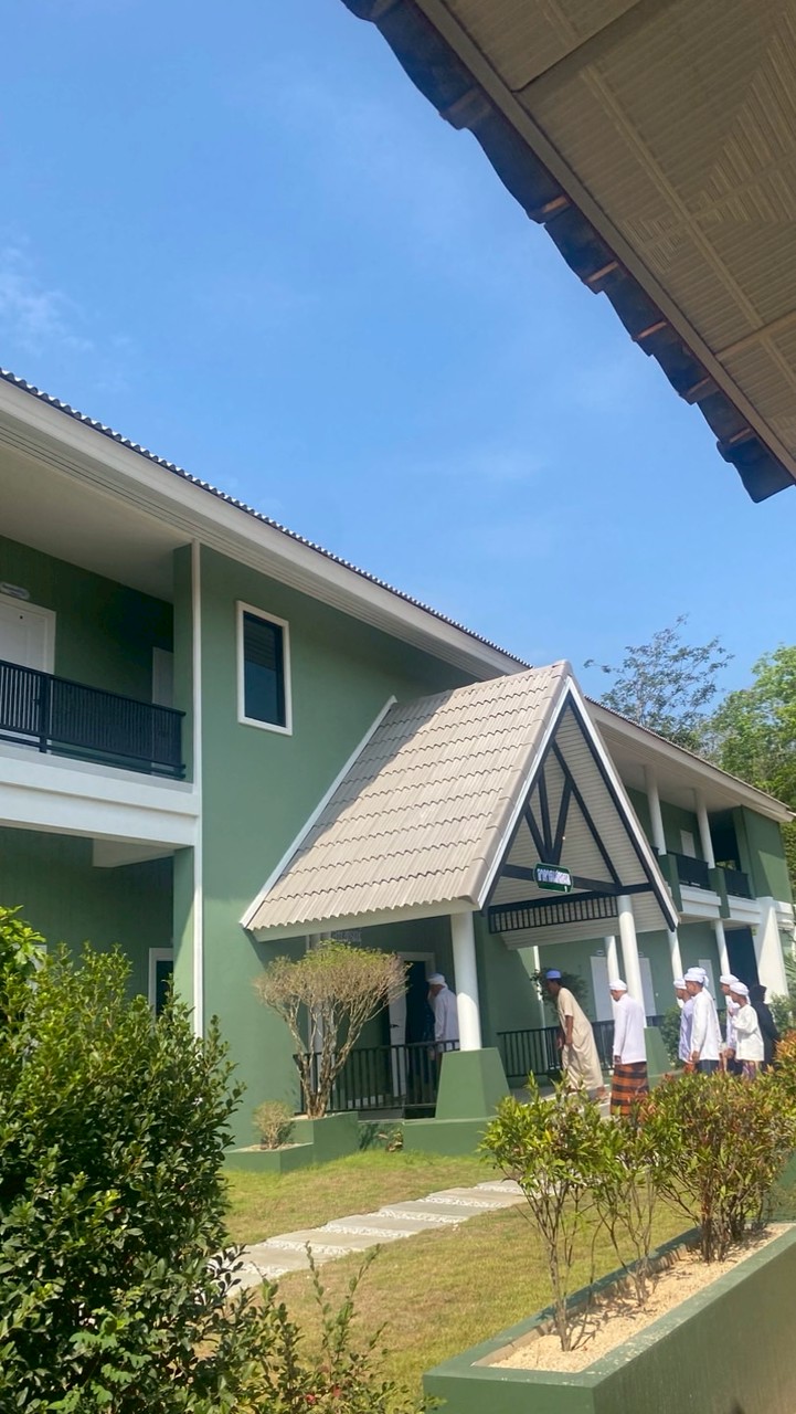 โรงเรียนแสงอรุณอนุสรณ์