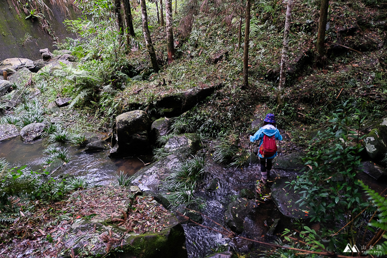 山女孩Melissa_苗栗南庄_向天湖山_飛機殘骸_三角湖山-6689.jpg