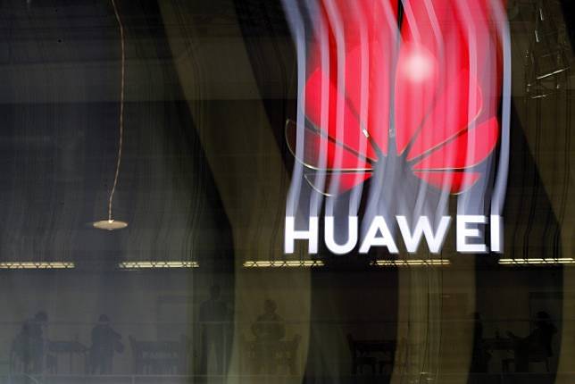 Huawei Said To Be In Talks With Banks To Raise Us 2 Billion