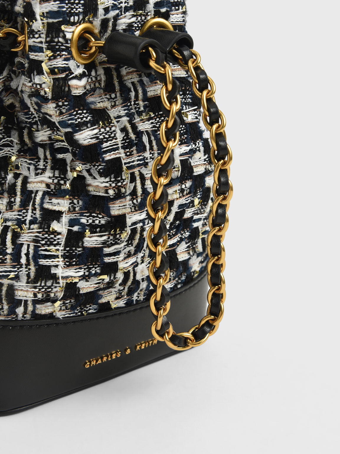 鍊條抽繩水桶包