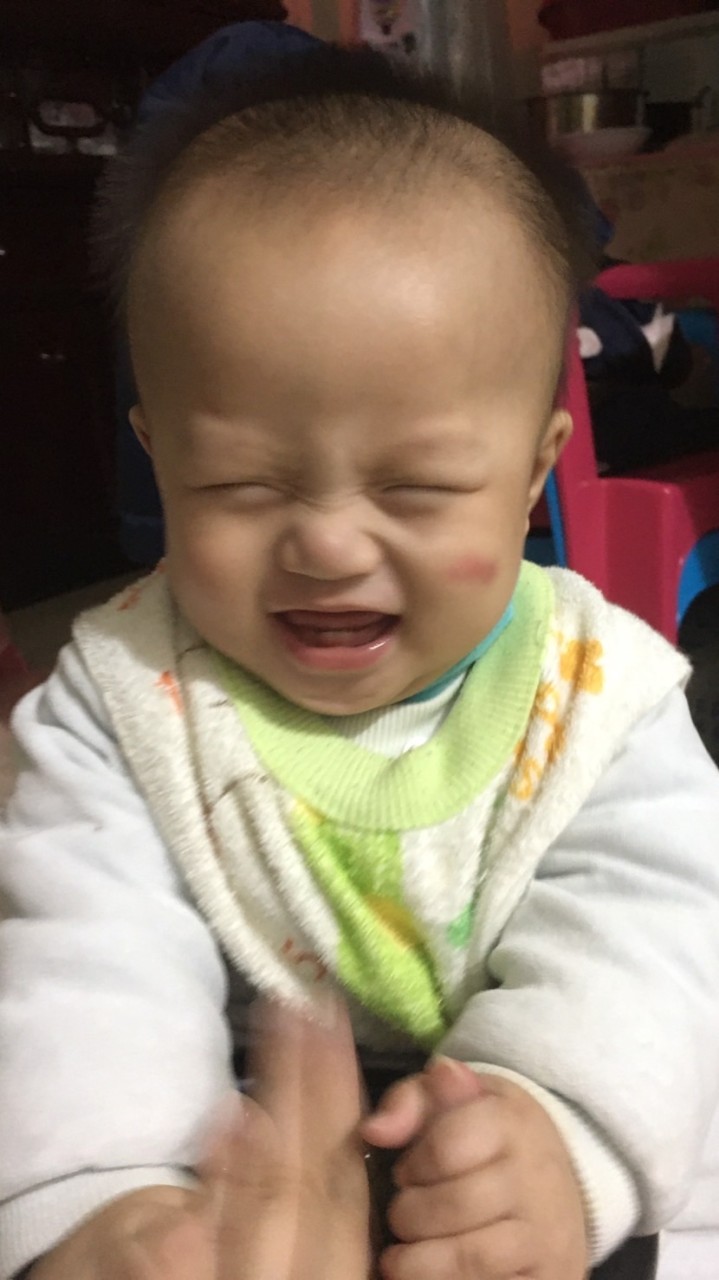 快樂的亮亮