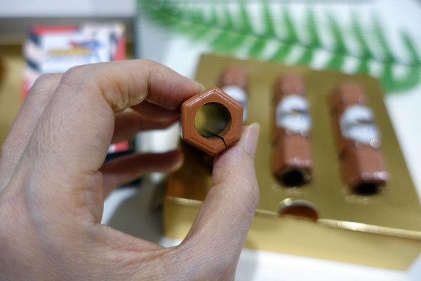 氣壓避震器改傳統？解決機械避震器的搖晃-POWERLOOP超能利，同時擁有氣壓和油壓避震器的優點，讓愛車平穩、煞車更靈敏的環保省油神器