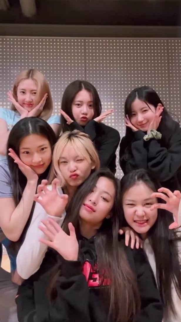 BABYMONSTER粉絲團