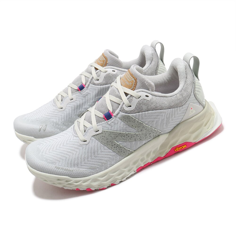 腳寬者建議大半號品牌:NEW BALANCE型號:MTHIERW6D品名:Fresh Foam配色:白色,灰色版型:腳寬者建議大半號