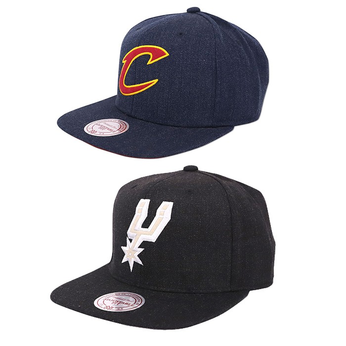 ‧80%壓克力+20%羊毛‧刺繡滾邊Logo此網站為 Mitchell & Ness 台灣總代理之官方網路商店，請放心購買。庫存皆為準確，但若有人為疏失導致庫存不足無法出貨，將取消訂單退款，敬請見諒。