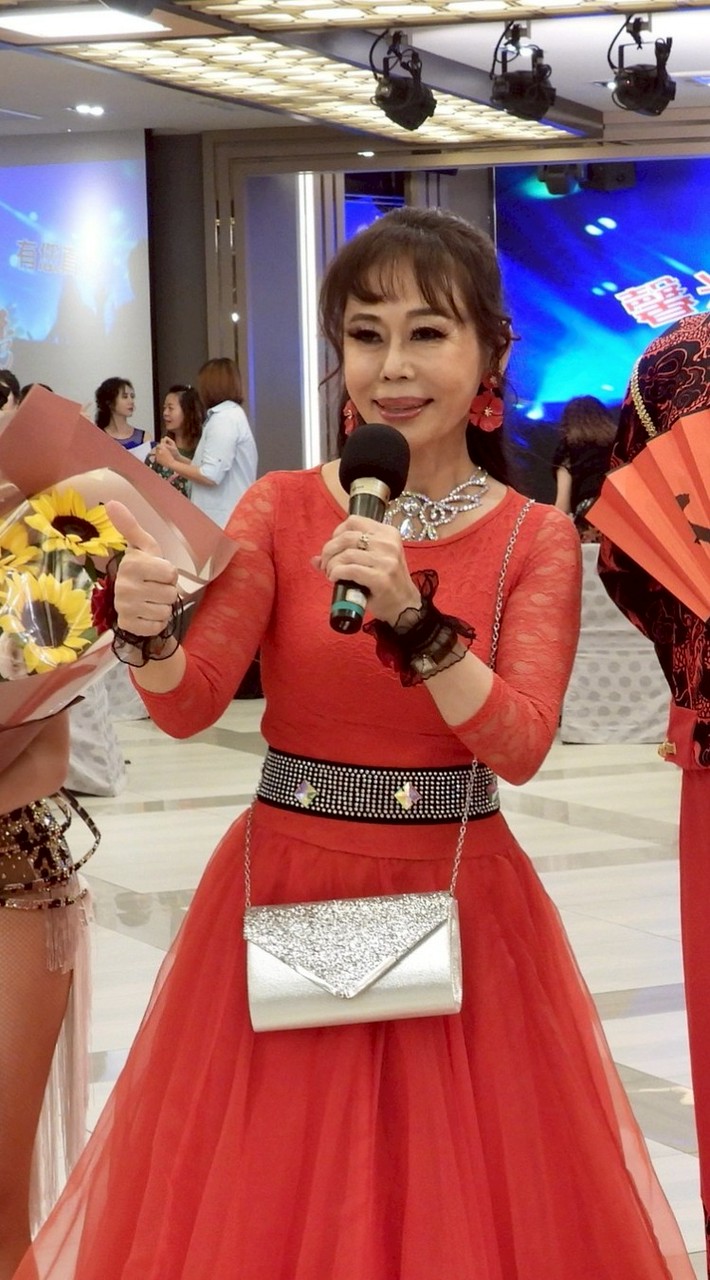 準備115長青鬥牛恰恰