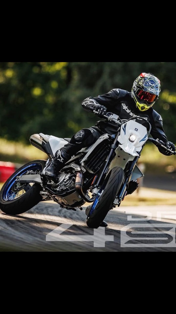 DRZ4 S/SM   南部俱樂部