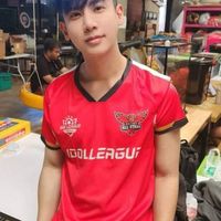 กลุ่มชาวไฮเอนด์ ปกป้องและซัพพอร์ทพี่อู๋จุน