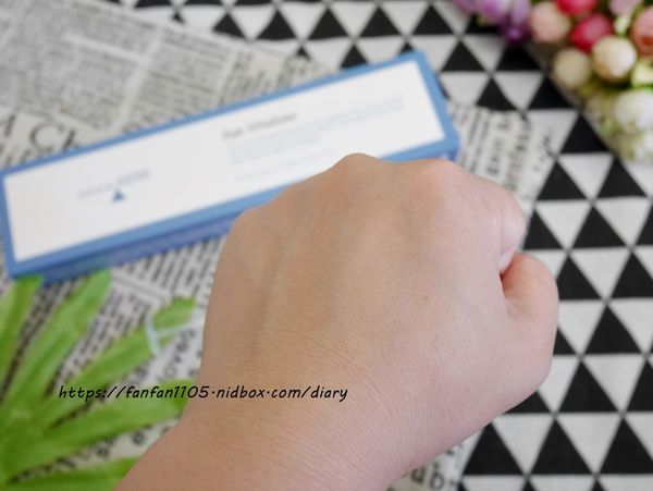 抹的水光針【珂爾 Serum By Kerr】#玻尿酸保濕精華液 #好精神明眸眼霜 #敏感肌也適用 (16).JPG