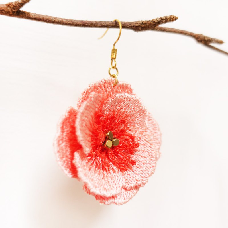 刺繡 雙層小花 耳環 / 珊瑚紅