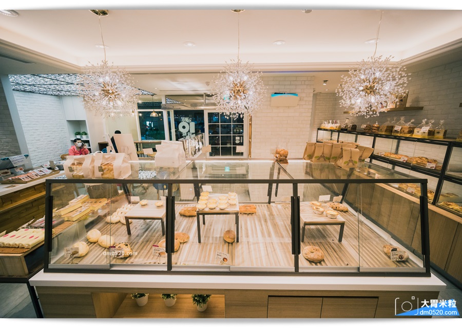 布列德麵包紅龍荔香吐司