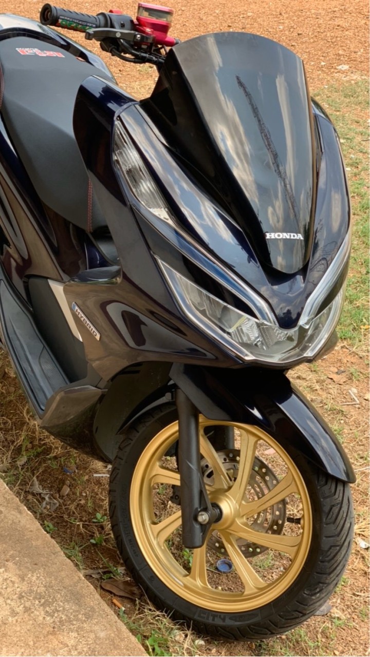 สุมหัว PCX.