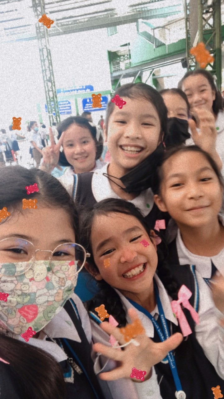 หมู่บ้านน้อนข้าว (เฉพาะโรงเรียนสตรีมานดาพิทักษ์)