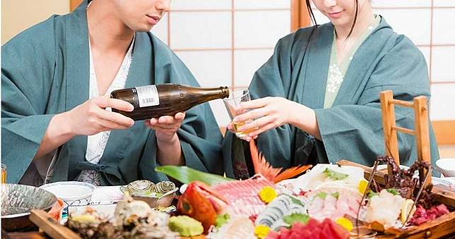 19歲嫩妹「賣初夜」：我就是想享受！　富商砸4000萬得標