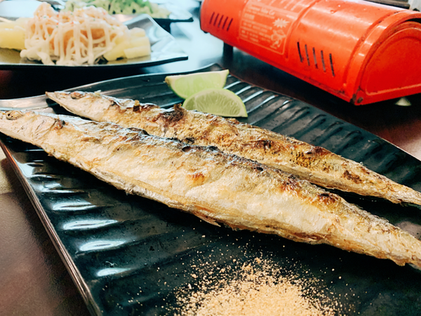 『竹南美食』(苗栗竹南星巴克旁美食、海鮮、平價快炒、燒烤、特色火鍋專賣)- 全家聚餐、宴客、聯誼、公司聚會－倪倪逛時尚-紅瓦舍x阿宗師 羊肉爐 泰國蝦直擊分享