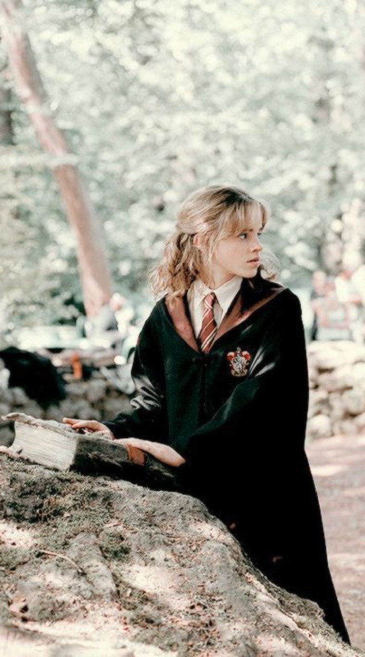 Harry Potter (รวมรูปภาพและข้อมูล)