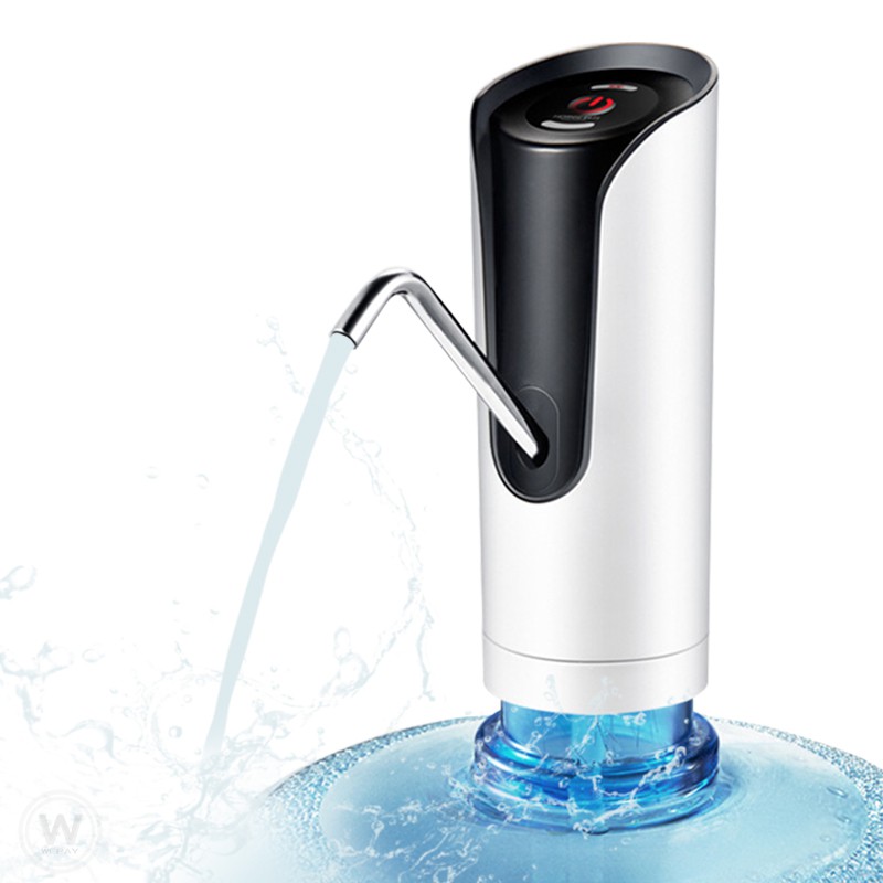 【電動抽水機六大功能】「易」操作簡單輕輕一按可出水，老人小孩可輕鬆操作。「快」喝水不用等待智慧一鍵抽水，採用高靈敏按鍵式開關，出水迅速，倒滿一杯水僅需數秒!「美」桌面藝術流線形一體機身，簡約時尚。「靜