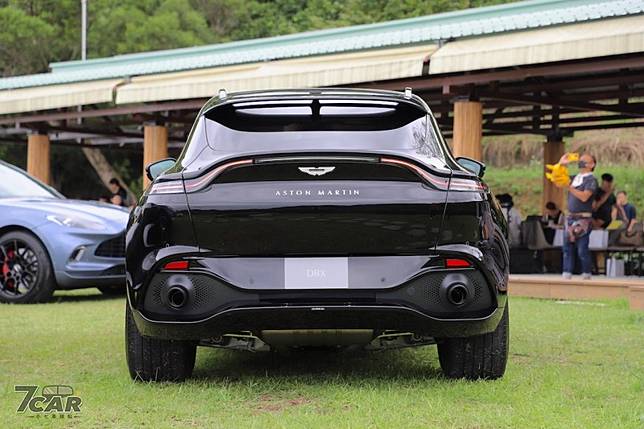 基本車價新台幣9 萬元起品牌首款休旅作品aston Martin Dbx 正式抵台 小七車觀點 Line Today