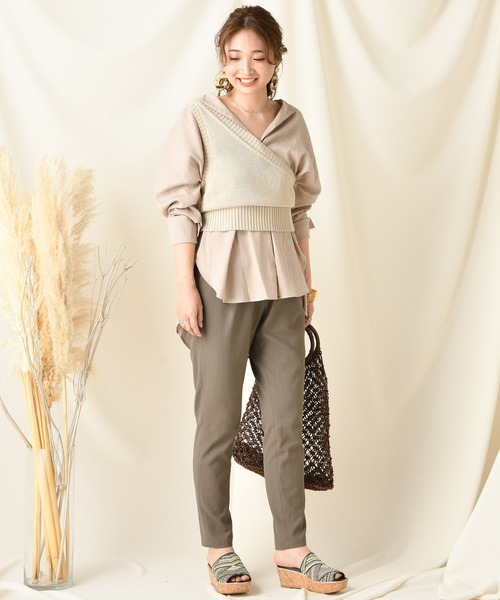 春季也能小露性感！以露肩上衣連結微辛的個性Look3