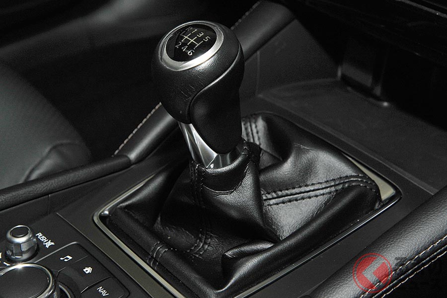 なぜmt廃止 新型 ノート 登場で日産mt車は2車種に