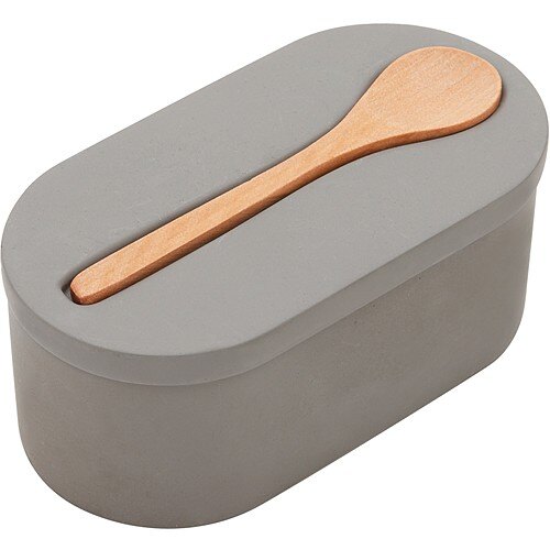 ◇適糖鹽胡椒辛香料◇方糖黑糖、椰子糖◇起司粉辣椒粉花椒◇附匙輔助酌量調味◇水泥材質素雅外型