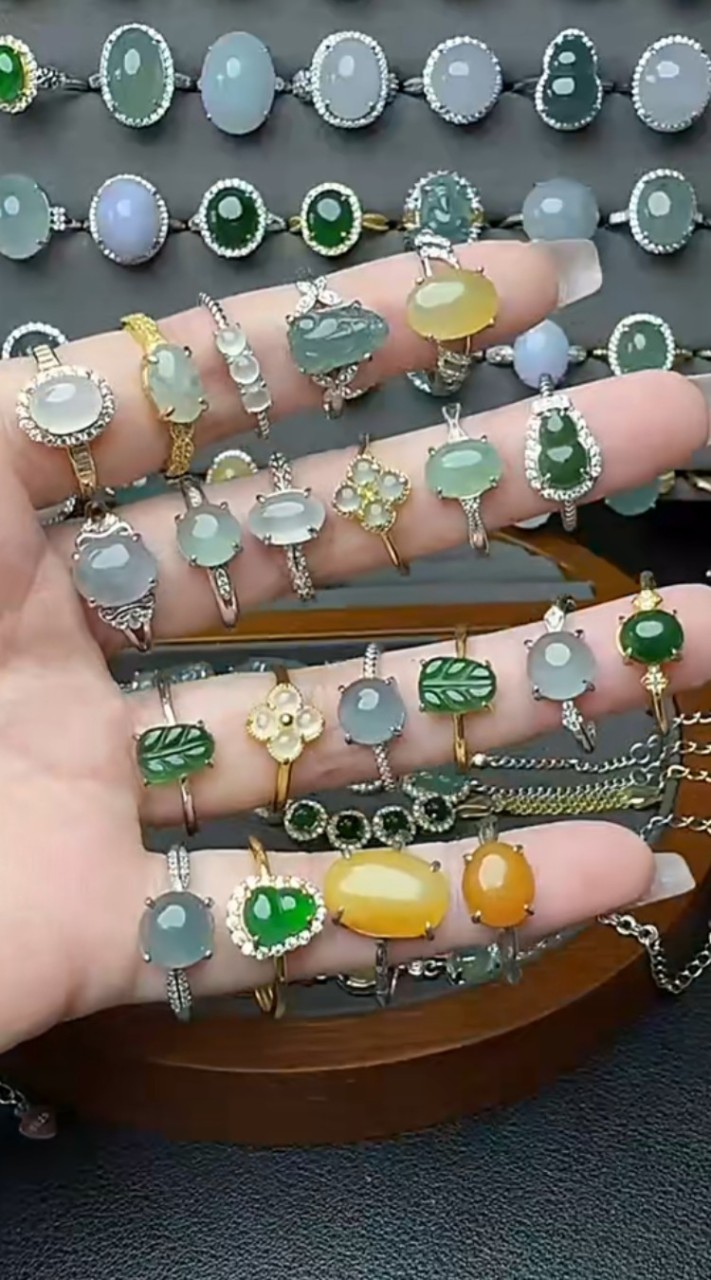 【米萊翡翠珠寶館】歡慶十週年✨好好愛自己💕做自己的公主