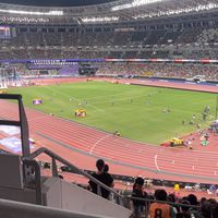 陸上部の人集まれー！