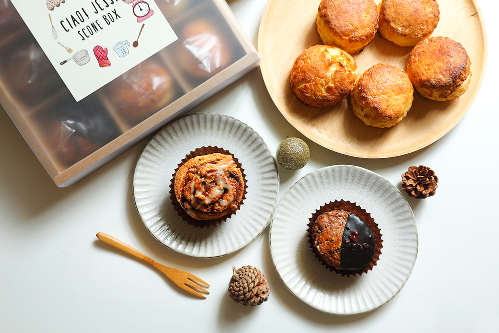 有別於正統英式司康口感紮實，Jessy的手作司康特意調整比例配方，讓司康吃起來外酥內軟，且以口味多變化著稱。(攝影/Carter)