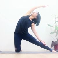 佐藤亮子ヨガ🍀トレーニングクラス案内