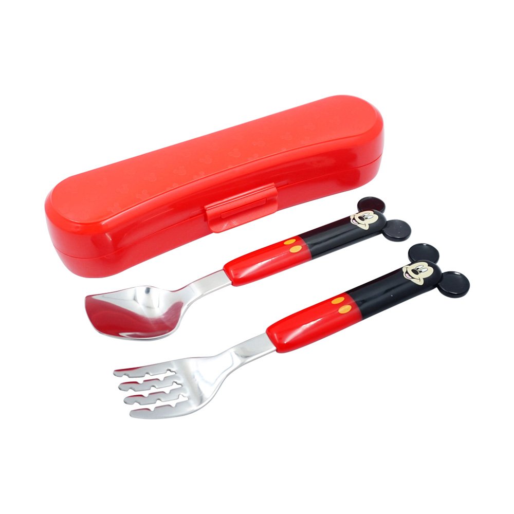 ◆平口湯匙 : 多角形設計可深入餐碗邊角 ◆鋸齒叉子 : 叉齒設計麵條不滑落 ◆附外出保潔盒。