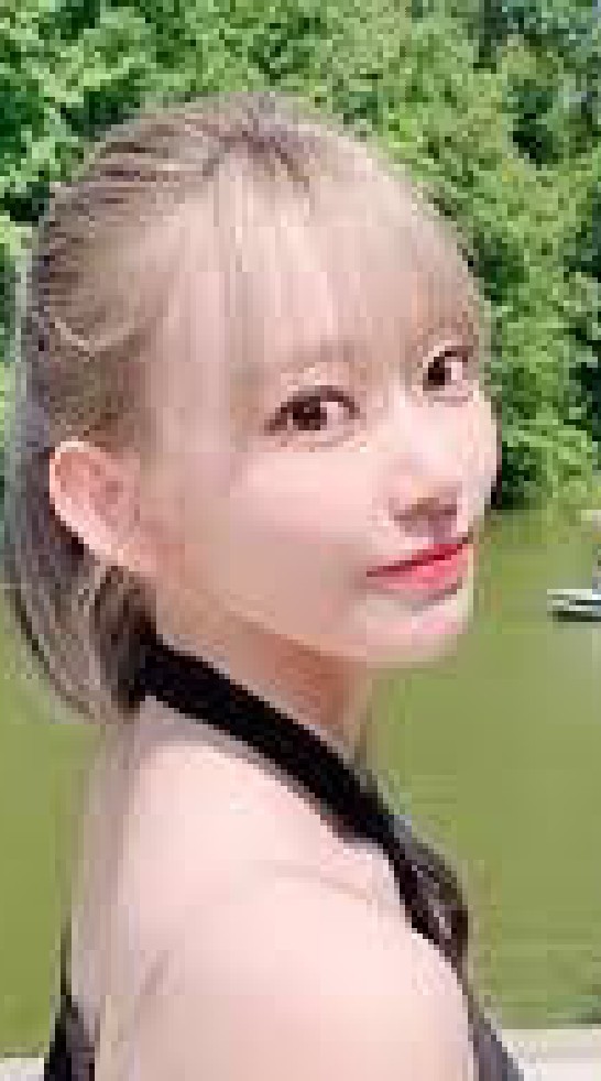 宮脇咲良