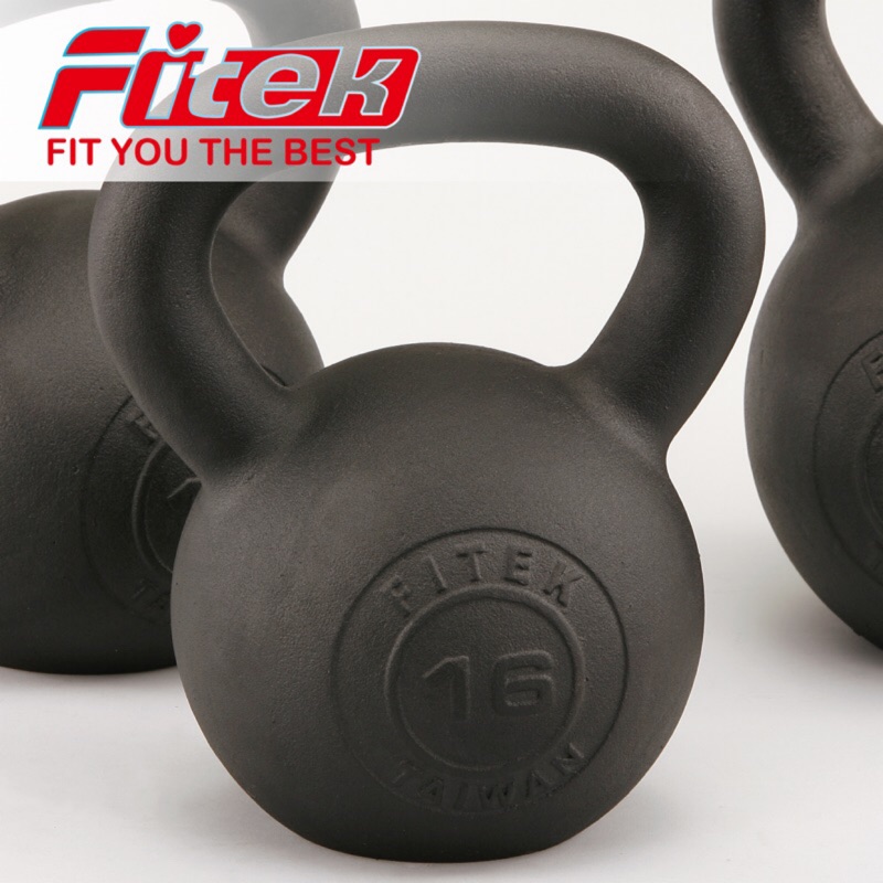 ✨精緻鑄鐵壺鈴✨一體成型平整穩定經久耐用防滑好握前臂握力訓練提升核心力量爆發力訓練肩關節穩定訓練促進整體平衡感⭐️多功能肌肉力量加強與心肺訓練合而為一⭐️耐用性耐用鑄鐵設計可承受高度訓練衝擊⭐️人體工