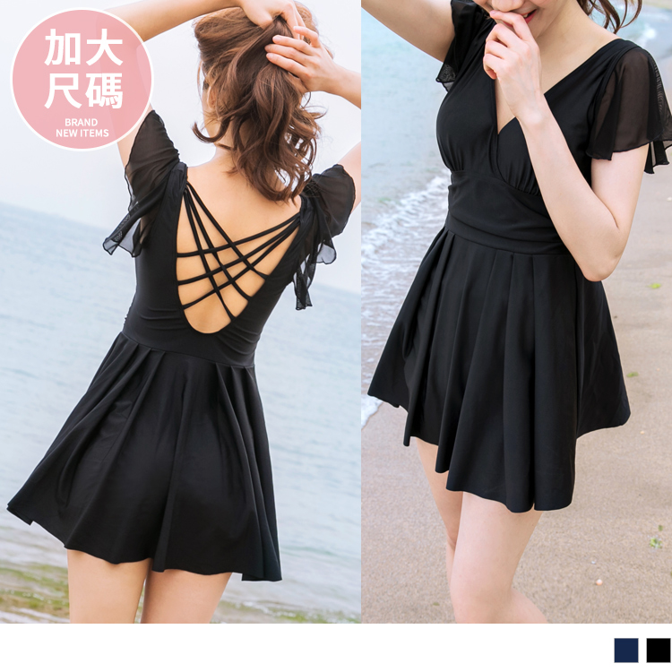【建議適穿E罩杯以下】 專為害羞的水水設計洋裝式泳裝～ 讓妳可以遮蔽害羞的部位，安心玩水一整天都沒問題！ ************** 小提醒： 內附薄墊(不可取出，可加裝)，肩帶可調不可拆 每台螢幕