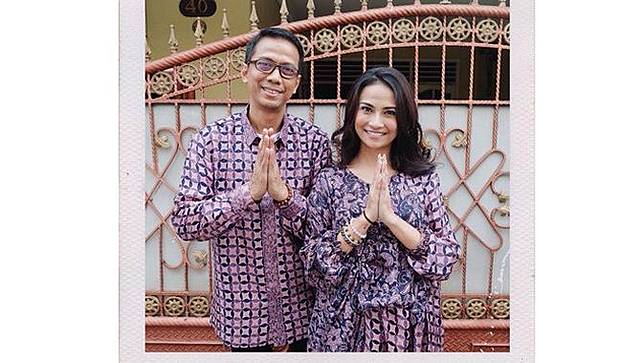 Tak Tahu Anaknya Menikah, Ini 5 Momen Mesra Vanessa Angel Bareng Ayah