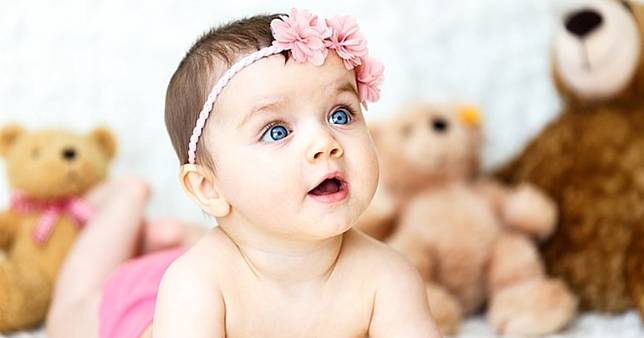 25 Rangkaian Nama Bayi Perempuan Lahir Di Bulan Maret Beserta Arti