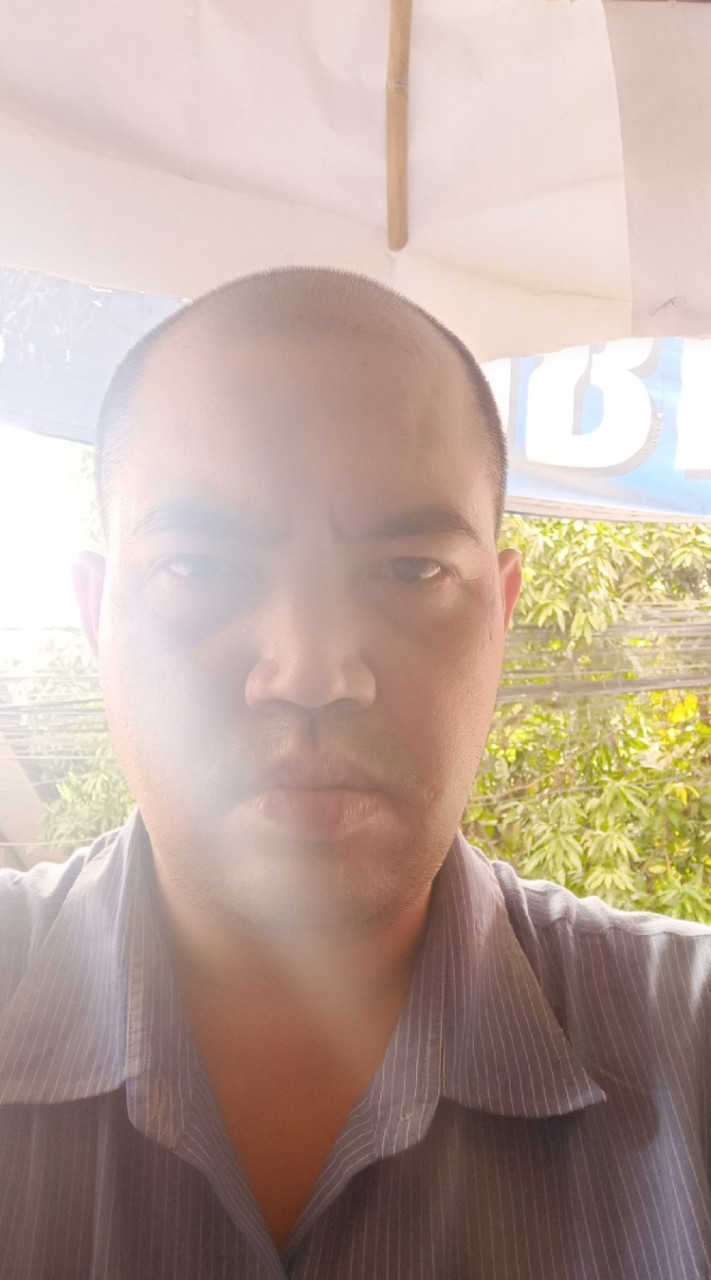 ชอบสาวแก่มีอายุ40-60คุยได้ครับ