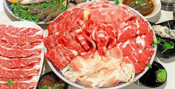 【新莊餐廳】郁之町日式鍋物-雞豬牛羊一次通吃