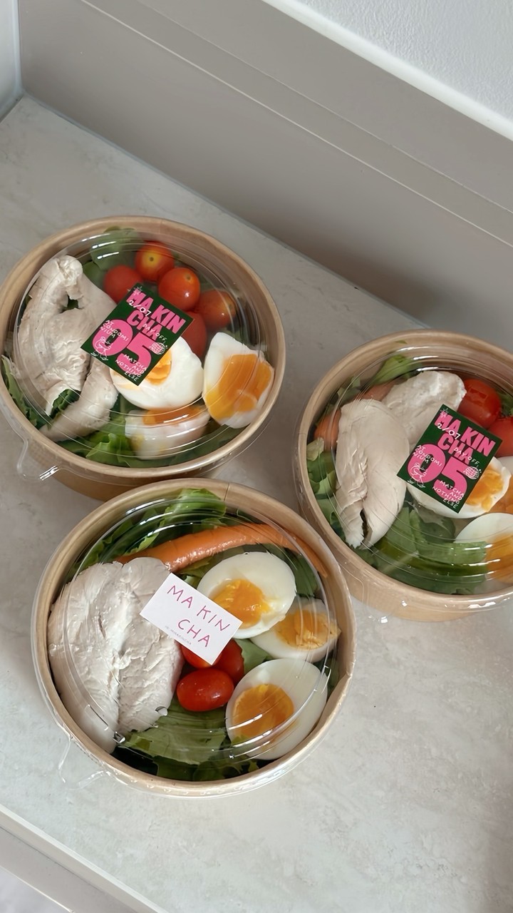 makincha (มากินชา) สลัดผัก