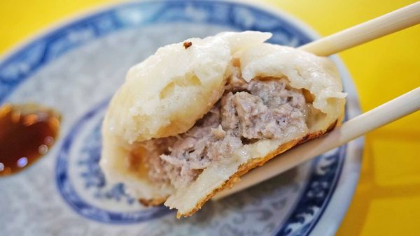 【台北美食】鳳玲水煎包-酥酥脆脆不油不膩的美味蔥油餅