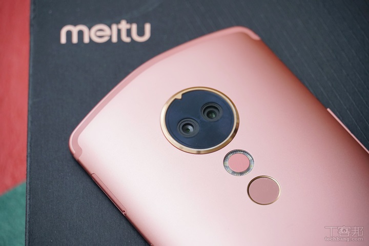 美圖 T9 簡單動手玩，不只美顏還能全身美型