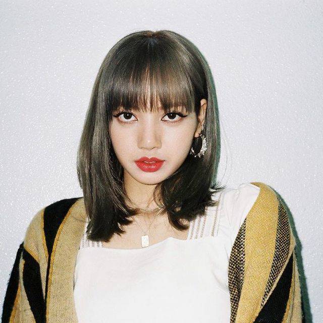 Brightest star in The Dark sky "Lisa ฺBlackpink" สอนให้เรารู้ว่า ...